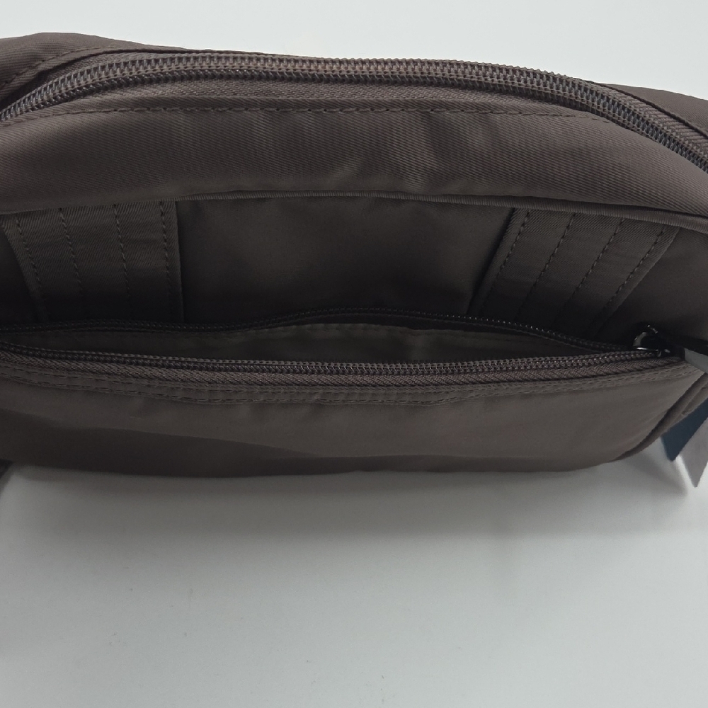 Lug Carousel Quilted Messenger Bag in Walnut NWT - Picture 15 of 16
